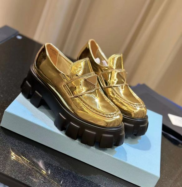 

2024 designer women luxury sneakers platform casual shoes fly leather sneaker black white panda 22ss triangle sport shoe 35-42