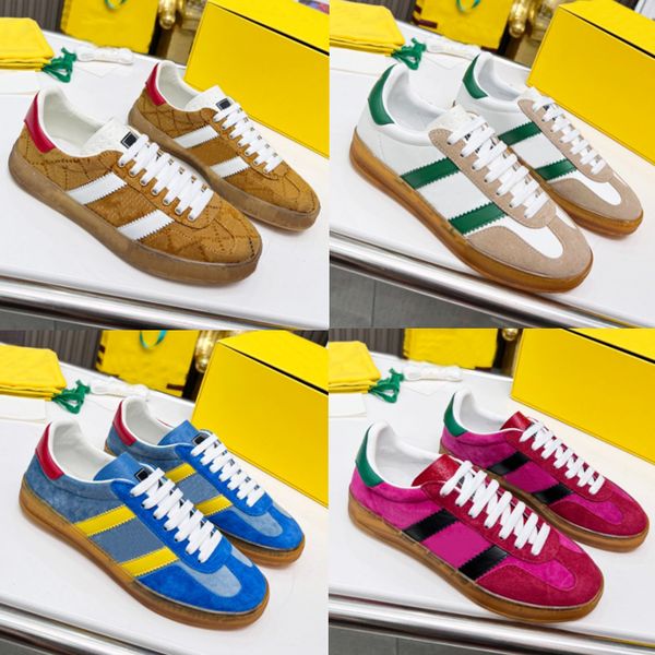 

luxury designer shoes mens women gazelle sneakers velvet patchwork black red retro trainers co-branded chaussures embroidered letters canvas