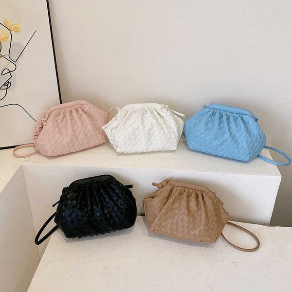 

designer botegss ventss pouch evening bags for sale 2023 new fashion versatile trend woven small bag clip cloud simple shoulder crossbody wi