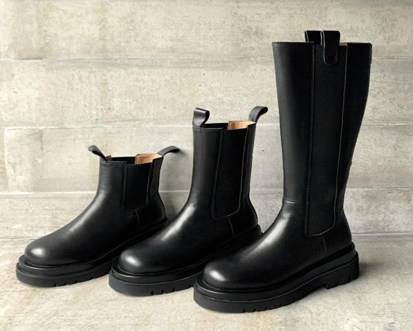 

genuine leather platform woman boots popular flat round toe woman shoes patent leather slipon handmade boots3053071, Black