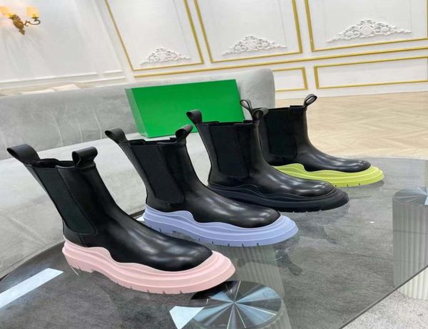 

2021 latest tire boots women tires up chunky tread sole wavy oversized rubber round toe platform calf leather pullon ankle boot 36970800, Black