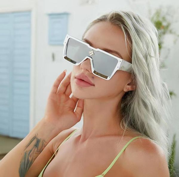 

fashion designer sunglass frame deep bevel design thick plate reflective crystal decoration classic men039s women039s glasse1734065, White;black