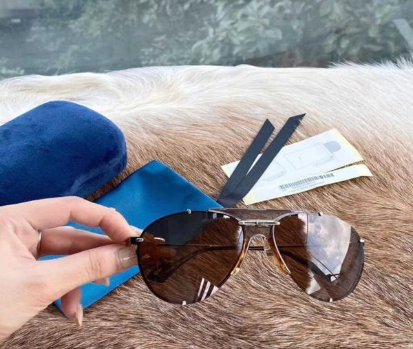 

2020 new brand designer oval sunglasses men womens design metal vintage sunglasses fashion style pilot frameless uv 400 lens with 3821963, White;black