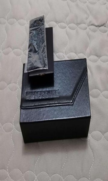 

sunglasses hard case black eye glasses box with cleaning cloth new6454042