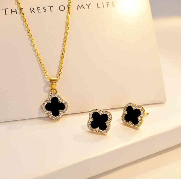 

new imitation sier clover necklace pendant with super glittering diamond temperament net red versatile female jewelry5982728, Silver
