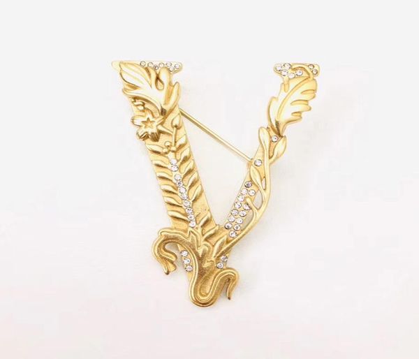 

fashion jewelry vintage egyptian pharaoh style v brooch party sweater brooches moon design gold color fashion v brooches5127948, Gray