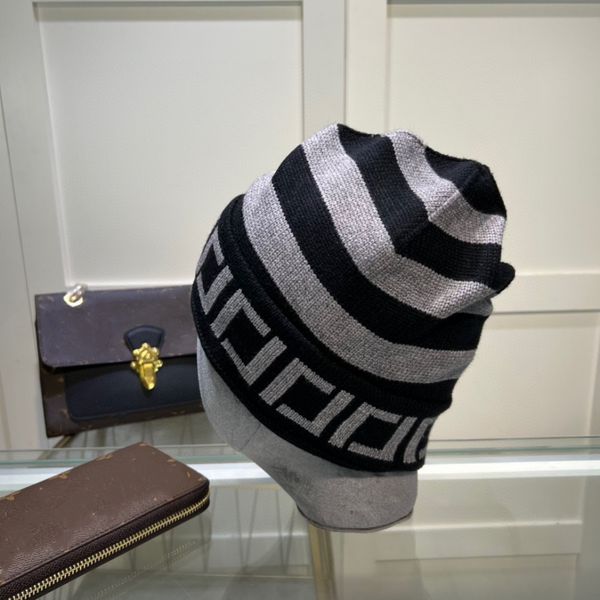 

Caps Italian Beanie/skull Autumn Winter New Simple Knit Hat Soft and Comfortable Warm F Bonnet Designer Beanie, Dark grey