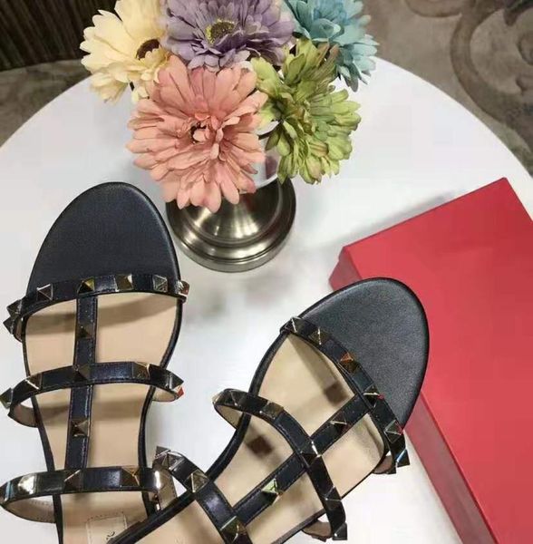 

2020 women slippers new arrival rivets style fashion style classic quality sandal size 35415519765, Black