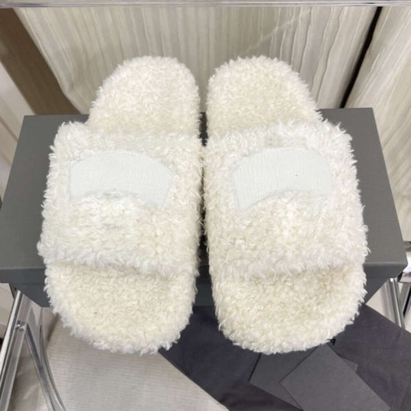 

women fur slides wool sandal designer winter slippers men furry warm letters sandals luxury comfortable fuzzy girl flip flop slipper 35-45 n, Black