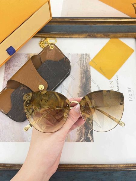 

fashion designer cool sunglasses with frame ins a celebrity internet and the same square 1, White;black