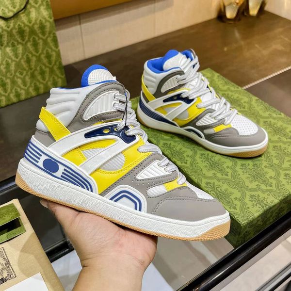 

2024 luxury run sneaker designer men women leisure sports shoes fashion rubber leather high-quality outdoor casual shoes rhyton sneaker size, Black
