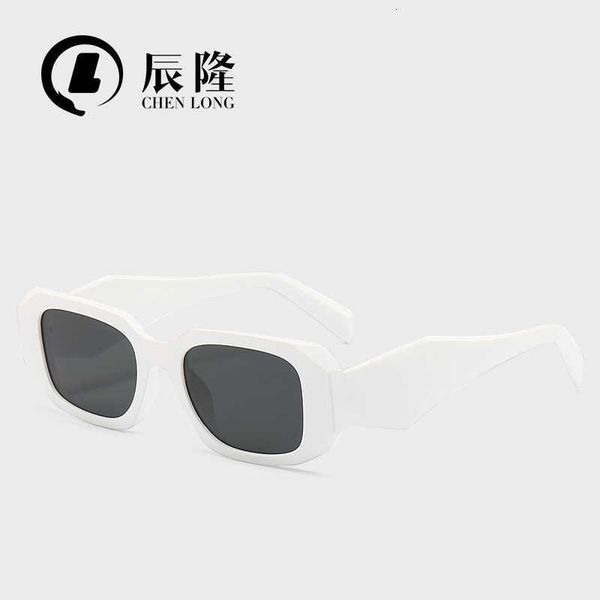 

new fashionable and comfortable ins wind mesh red square sunglasses for men and women 8270 sunglasses fda, White;black