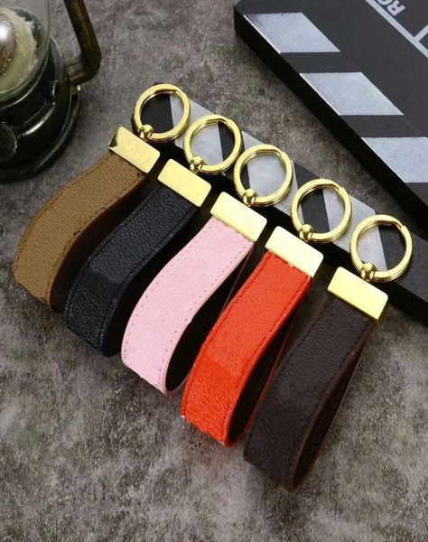 

luxury designer l long keychain car key ring mens and womens fixed bag pendant accessories a018936239, Black