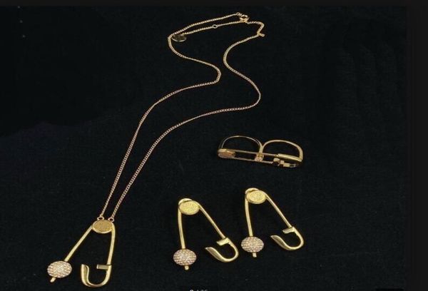 

classic identity women pin brooch necklaces bracelet rings set banshee portrait 18k gold plated new designed designer jewelry hnfc0322791217, Black