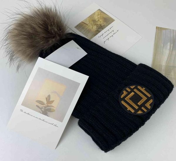 

bobble hats fashion designer bucket hat chunky knit faux fur pom beanie slouchy beanies2404194, Blue;gray