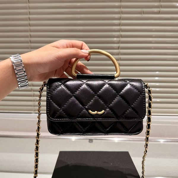 

designer womens mini 17cm shoulder bag gold hardware metal handle luxury tote calfskin clamshell diamond matelasse chain crossbody bag makeu