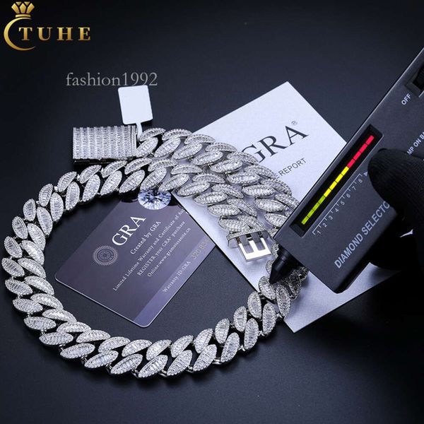 

Custom Design Hip Hop Jewelry 20Mm Sterling Sier Vvs Baguette Moissanite Diamond Iced Out Cuban Link Chain Necklace