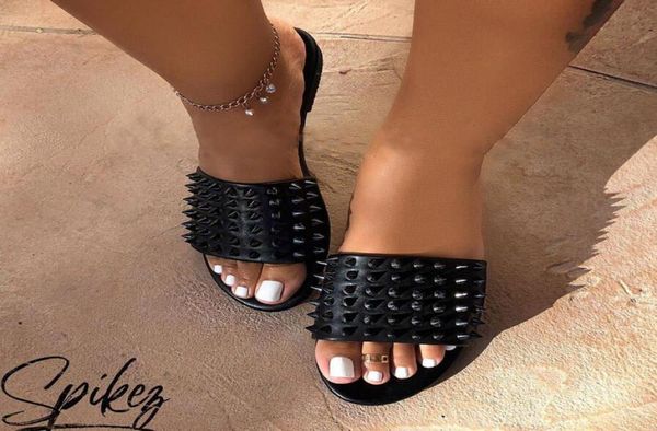 

women designers clothes 2021 sandals casual rivet indoor and outdoor shoes solid no slip summer beach female slipper6003903, Black
