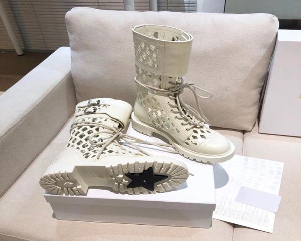 

21ss summer combat boots in white matte genuine leather cutout laceup shoes women luxury designers girls ankle boot low heel boot5651501, Black