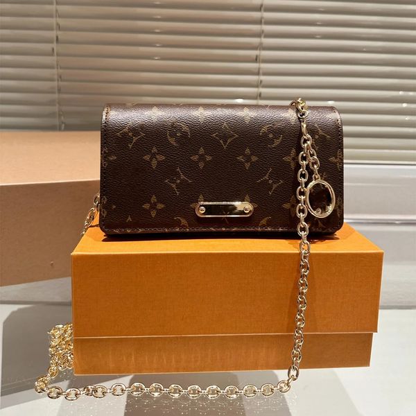

luxury designer womens wallet on chain lily woc handbag chain shoulder bag monograms cross body bag hardware logo decorative envelope bag