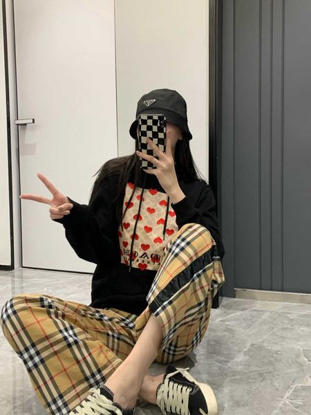 

2023 koujia new full heart hooded sweater 080822, Black