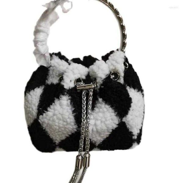 

evening bags shoulder bags fluffy handbags for women fur bag quality bucket diamonds female personalized tassels chains crossbady x0907