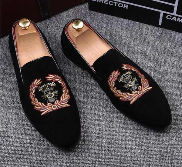 

new style brand luxury men slipony flats shoes retro bee tradition embroidery loafer chaussure wedding party casual driving shoes 2752368, Black