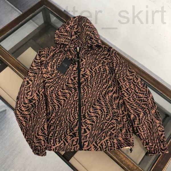 

mens jackets designer wear the correct version of men's waterproof hooded zipper on both sides, versatile sports casual jacket, trench, Black;brown