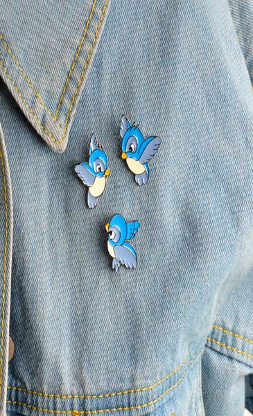 

miss zoe enamel blue bird pin cartoon flying fledgling animal brooch denim jacket pin buckle shirt badge gift for kids3528525, Gray