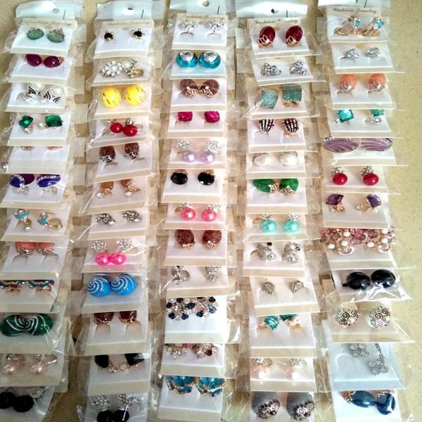 

whole random 24 pairs women fashion diamond earrings lady pearl earrings girl wedding charm earrings stud mixed pair jewel4573914, Golden