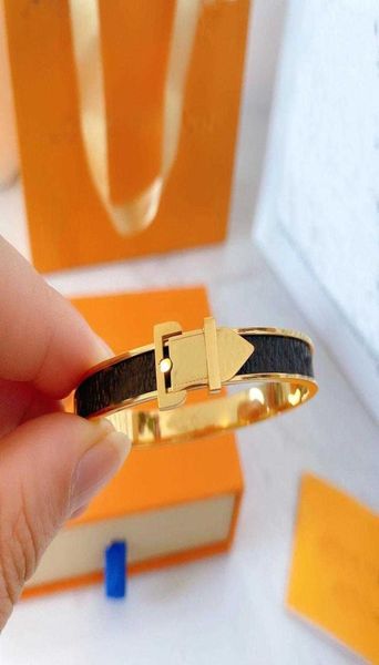 

bangle luxury designer fashion bangle women039s or men039s bracelet leather bag pendant couple jewelry supp6146700, Black