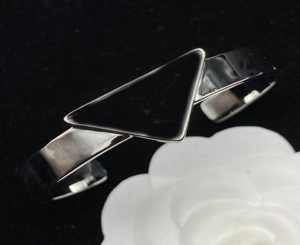 

fashion designer bracelet for mens women silver jewelry triangle drip letters p bracelets gifts womens luxury love bracelets 20226586199, Black