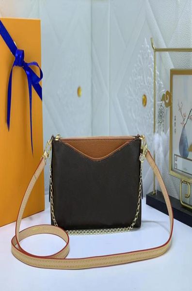 

2022 fashion mini bag chain crossbody short leather shoulder strap simple pouch shoulder strap luxury designer bag 416382756598, Red;black