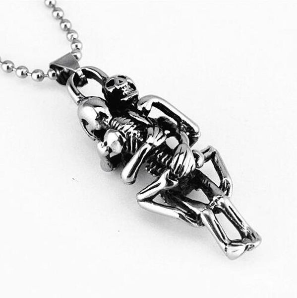 

punk skull hug pendants necklace men boys jewelry stainless steel necklaces fashion cool silver color chain gifts9816404