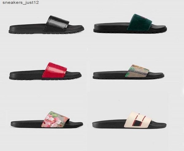 

2021 womanman sandals quality stylish slipper fashion classics men women flat shoes slide eu3545 with box shoe02 089769554, Black