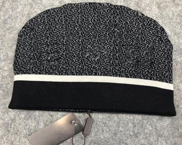 

21ss men designers skull caps bonnet winter beanie knitted wool hat plus velvet cap skullies thicker mask fringe beanies hats2912121, Blue;gray