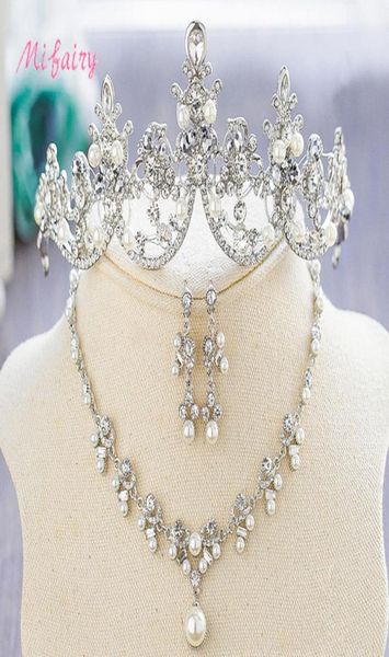 

chic wedding tiaras 3 pieces sets stunning bridal tiaras necklaces earrings sets fashion wedding accessories h513378560, Slivery;golden