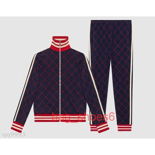

2023 men sports wear and sweatshirts autumn winter jogger sporting suit mens sweat jogging suits tracksuits set plus size -3xl tracksuit, Gray