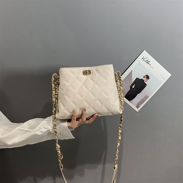 

crossbody bags 2022 small bag woman fashion style fashionable ladies one-shoulder messenger chain rhombus high-capacity handbag287n