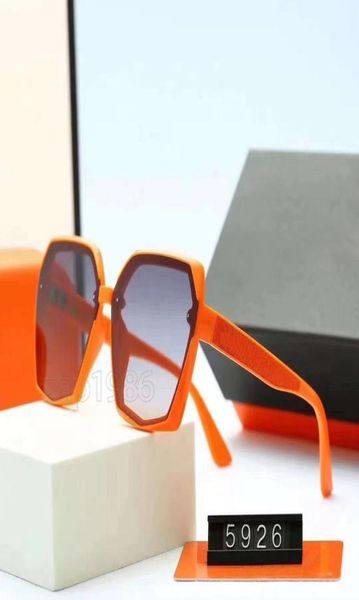 

2021 designer fashion brand parade sunglasses large square full frame men and women casual birthday gift for mother7326079, White;black