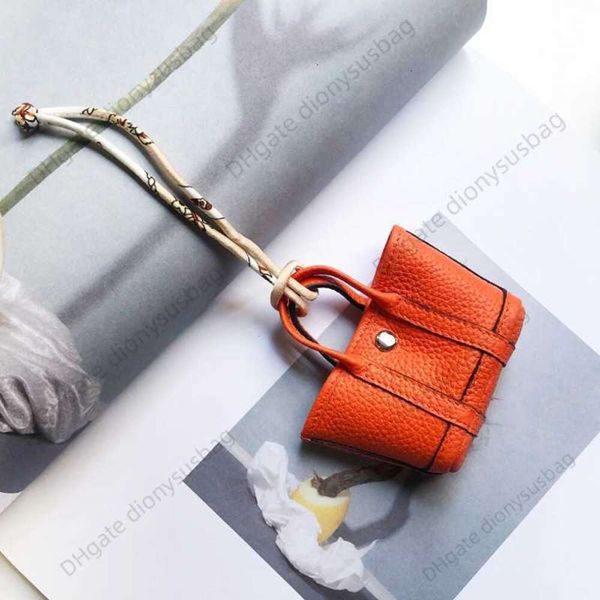 

pendant mini garden bag leather ins lipstick vegetable basket keychain, Silver
