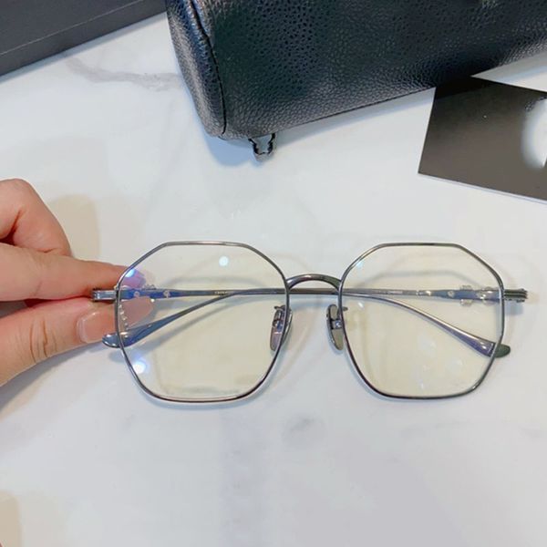 

High quality designer style suitable for school and work Metal round frame sunglasses with leg band pattern ZLZ8002 appear slim