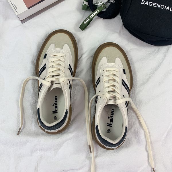 

dress shoes autumn luxury shoes for woman classic sneakers women leather retro low cut lace -up casual women sneakers plus size 44 230907, Black