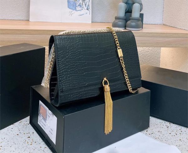 

fashion women designer shoulder bag chain metal hardware 2023 ladies crossbody bags wallet girl tassel handbags