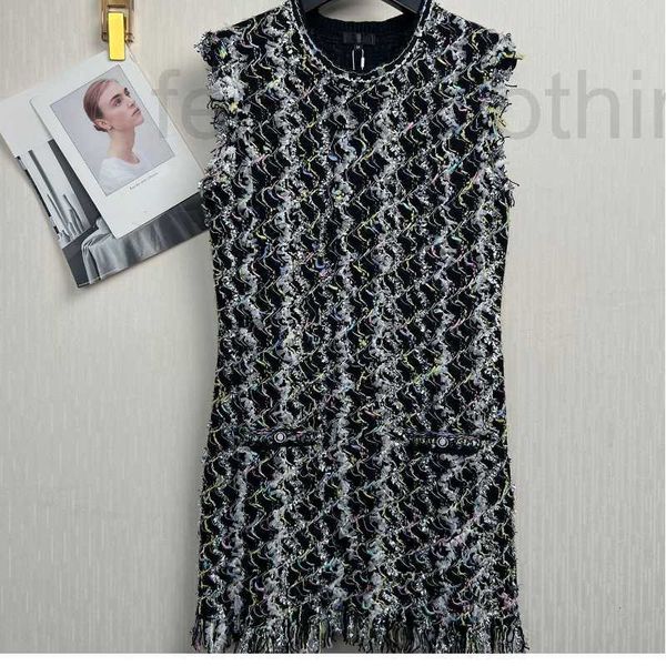 

urban dresses designer spring/summer new style sleeveless versatile slim fit round neck fringe thin knit dress 6m0o, White;black