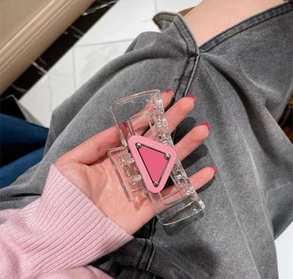 

charm crystal triangle hair clips boutique barrette p letter hairpin women girl hairaccessories designer fashion jewelry6026808, Golden;silver