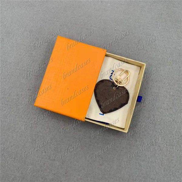 

fashion designer keychain handmade pu leather heart pattern car keychains bag charm hanging decoration pendant accessories damier 2129, Silver