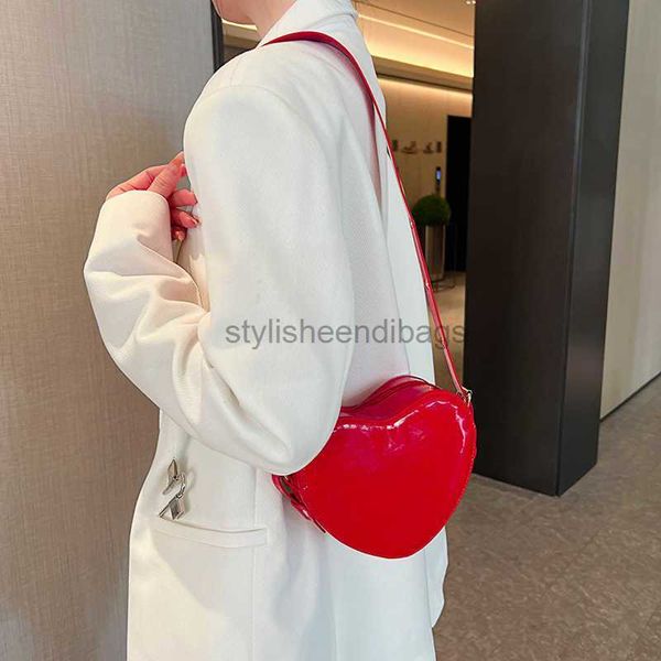 

stylisheendibags shoulder bags brand love shape lovely women's shoulder bag letter printing 23ss fashion handbag grils wallet 23x18x7cm