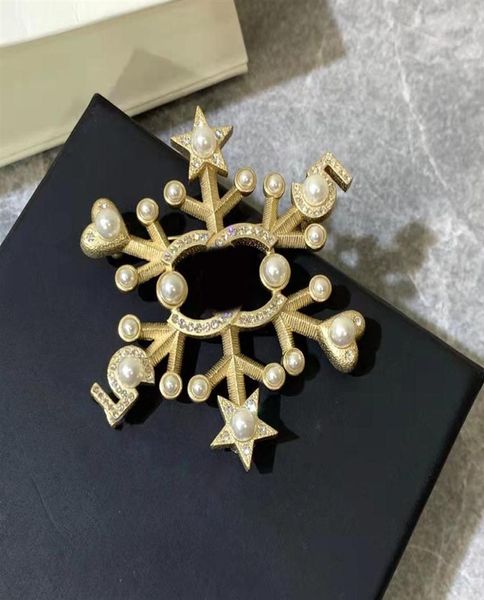 

new style frosted gold fashion snowflake shape brooches brand designer brooch ladies pearl crystal decoration252d2114832, Gray