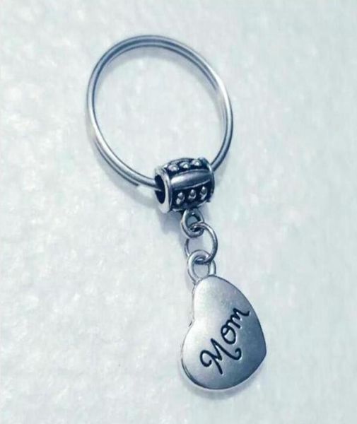 

metal heart mom key chain mom charms for mother keys car key ring mother039s day souvenir handbag jewelry gifts 7222319981, Slivery;golden
